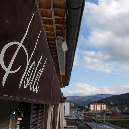 Hotel La Petite Contoise Contes  Zewnętrze zdjęcie