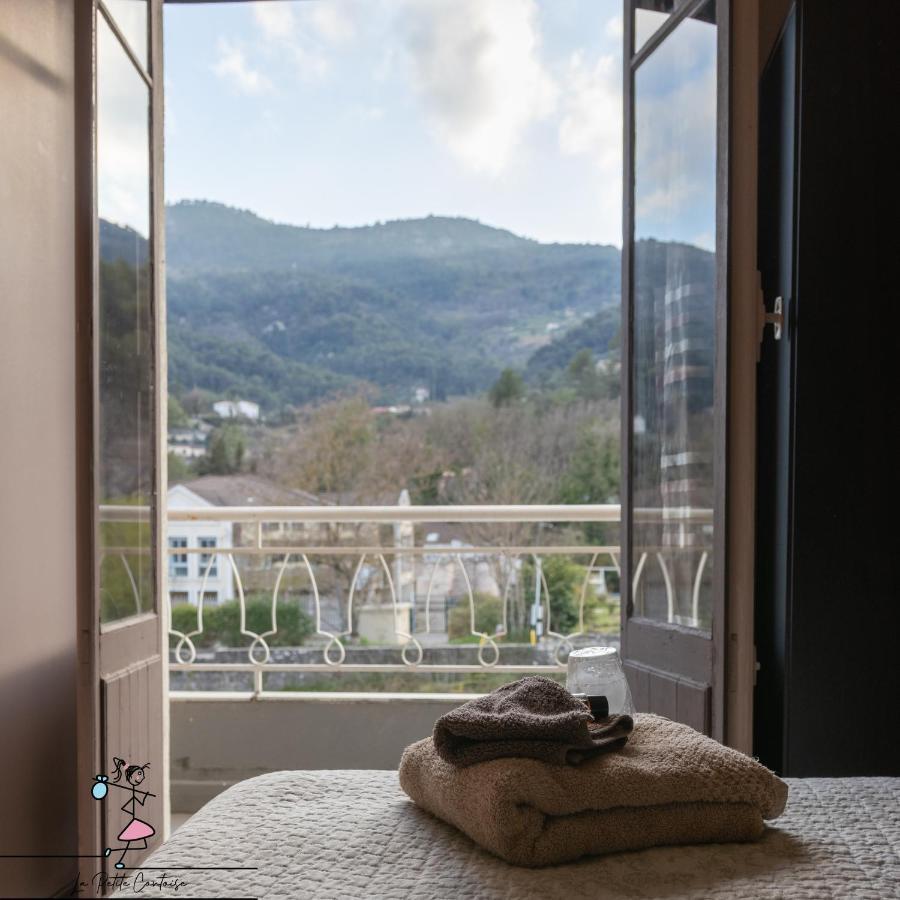 Hotel La Petite Contoise Contes  Zewnętrze zdjęcie