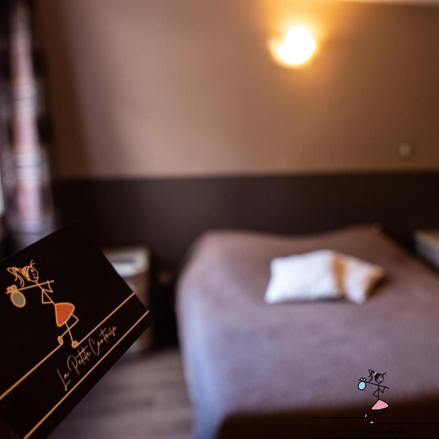 Hotel La Petite Contoise Contes  Zewnętrze zdjęcie